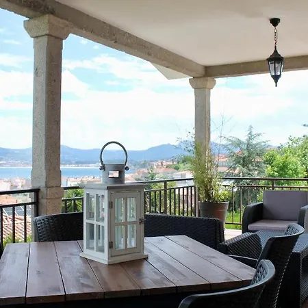 Altos De Holiday home Baiona